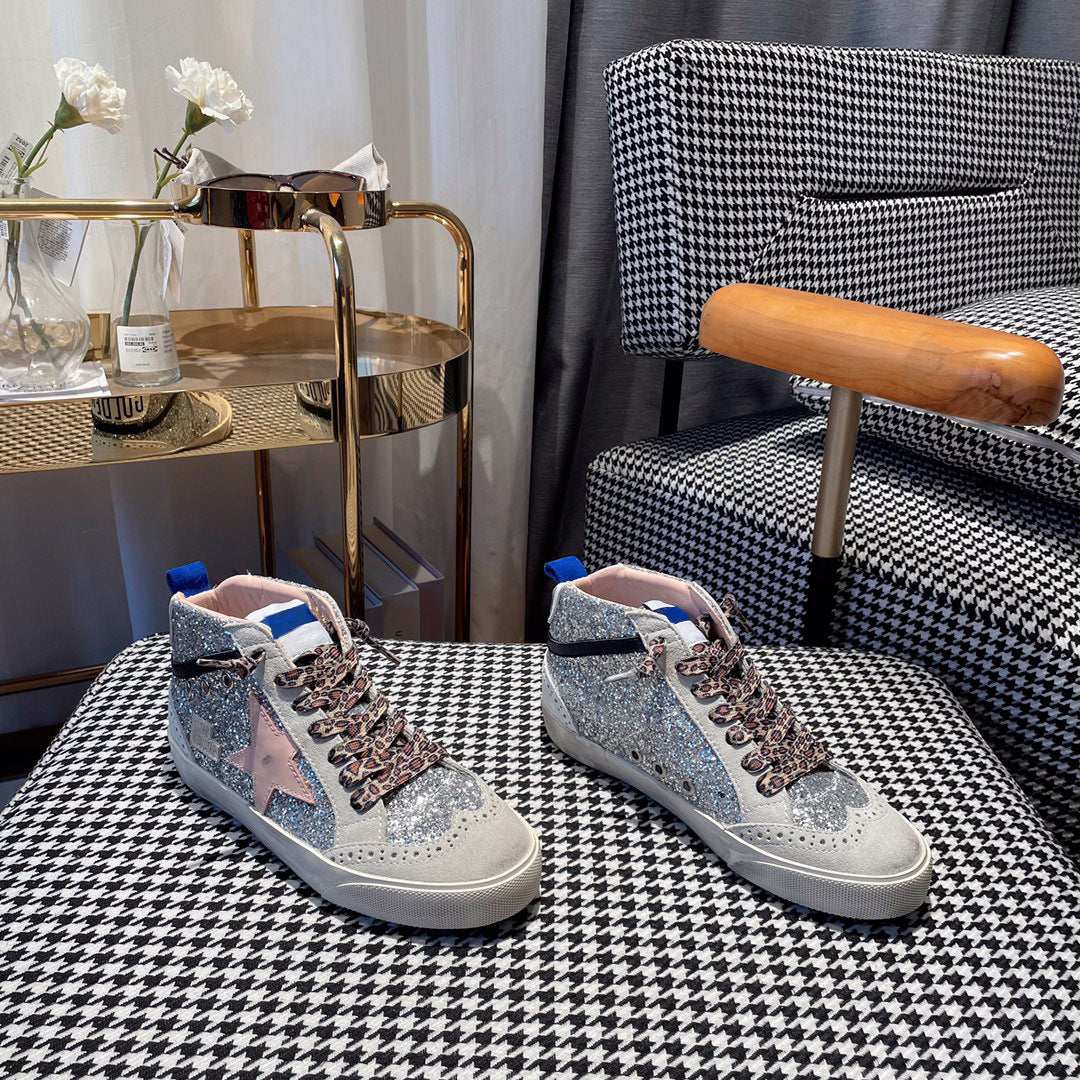 Classic Retro Small White Shoes