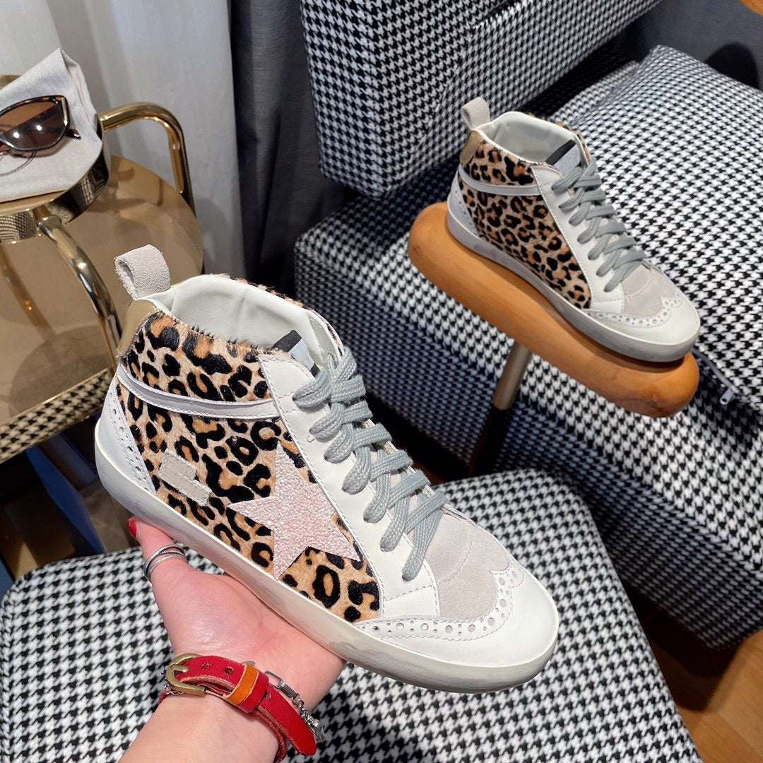 Classic Retro Small White Shoes